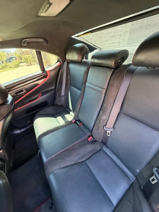 2015 Lexus LS 4th Gen - Image 16 of 20