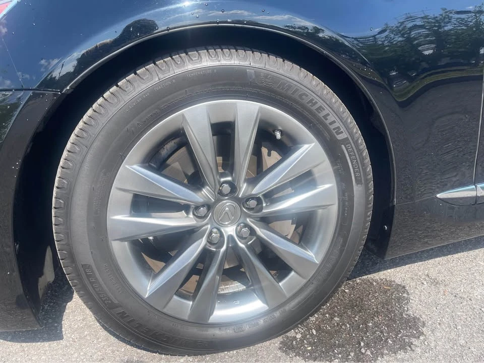 2015 Lexus LS 4th Gen - Image 7 of 18