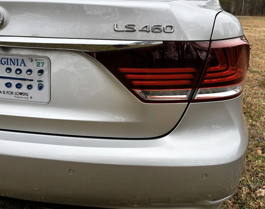 2015 Lexus LS 4th Gen - Image 3 of 21