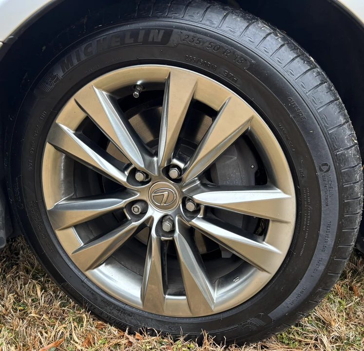 2015 Lexus LS 4th Gen - Image 12 of 21