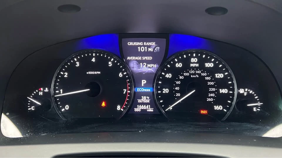 2015 Lexus LS 4th Gen - Image 10 of 20