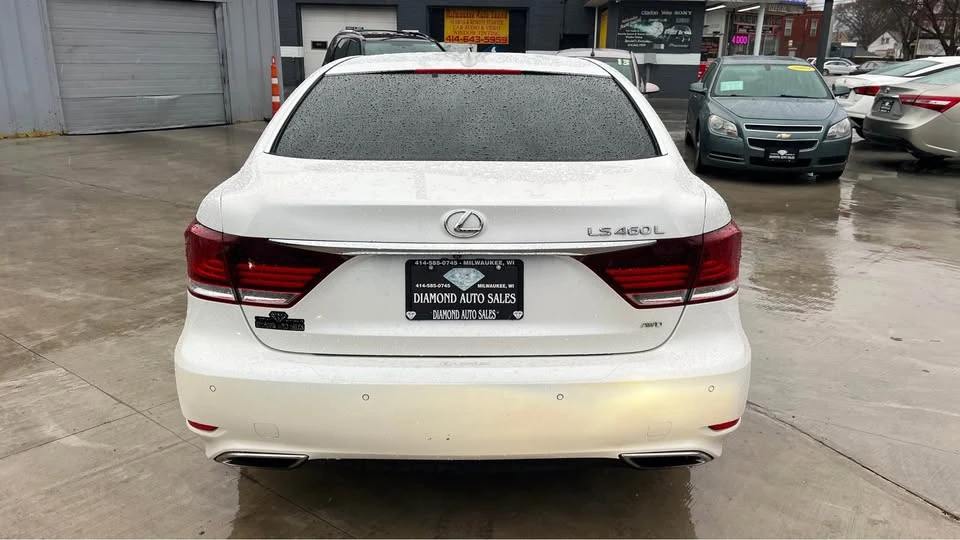 2015 Lexus LS 4th Gen - Image 4 of 20