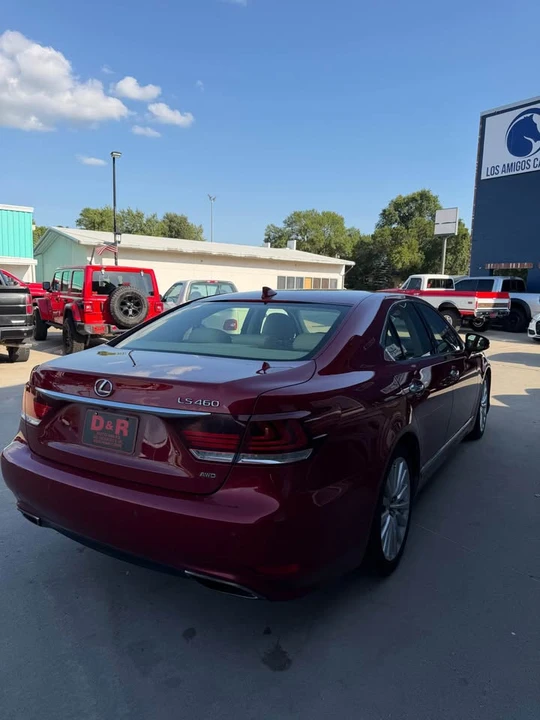 2015 Lexus LS 4th Gen - Image 5 of 10