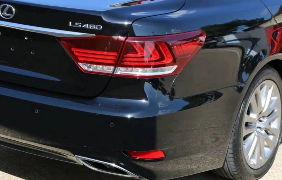 2015 Lexus LS 4th Gen - Image 9 of 10
