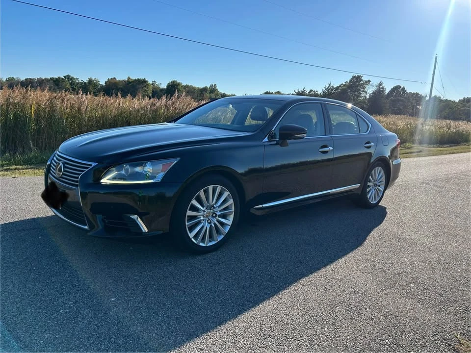 2015 Lexus LS 4th Gen - Image 2 of 8