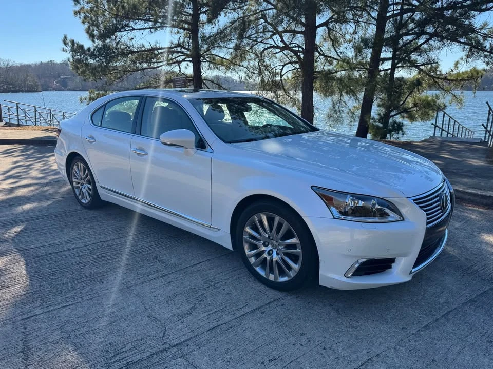 2015 Lexus LS 4th Gen - Image 3 of 14