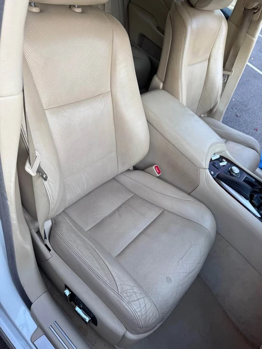 2015 Lexus LS 4th Gen - Image 5 of 14