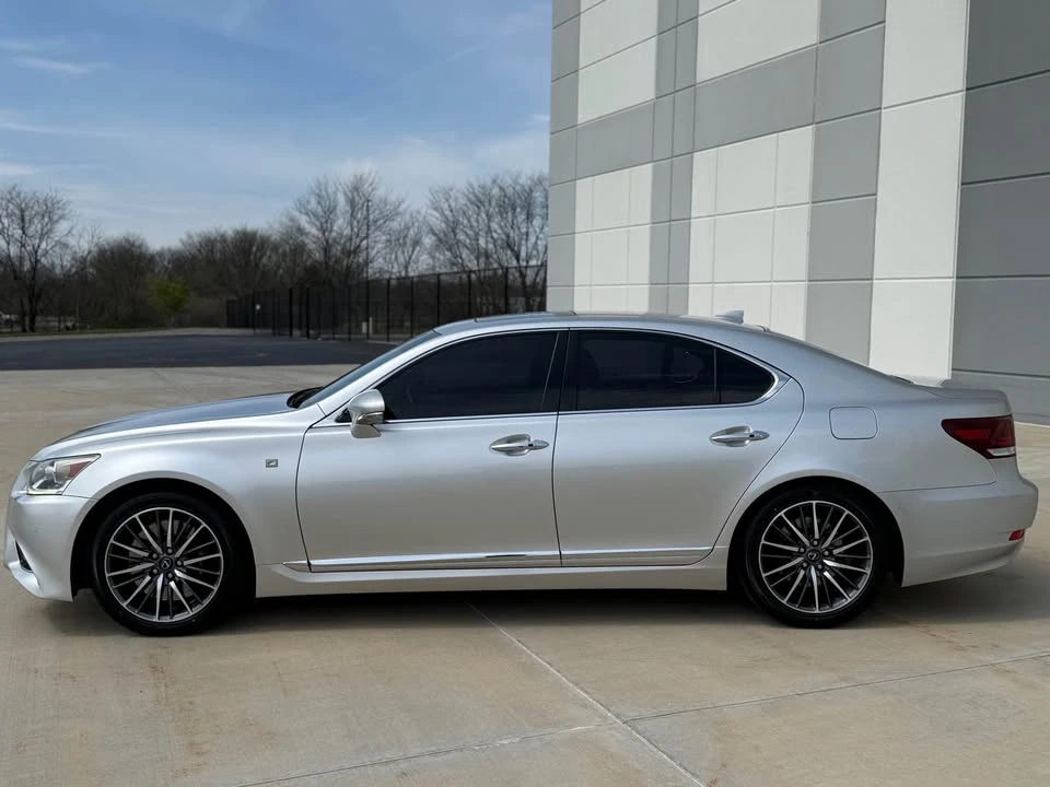 2015 Lexus LS 4th Gen - Image 2 of 20