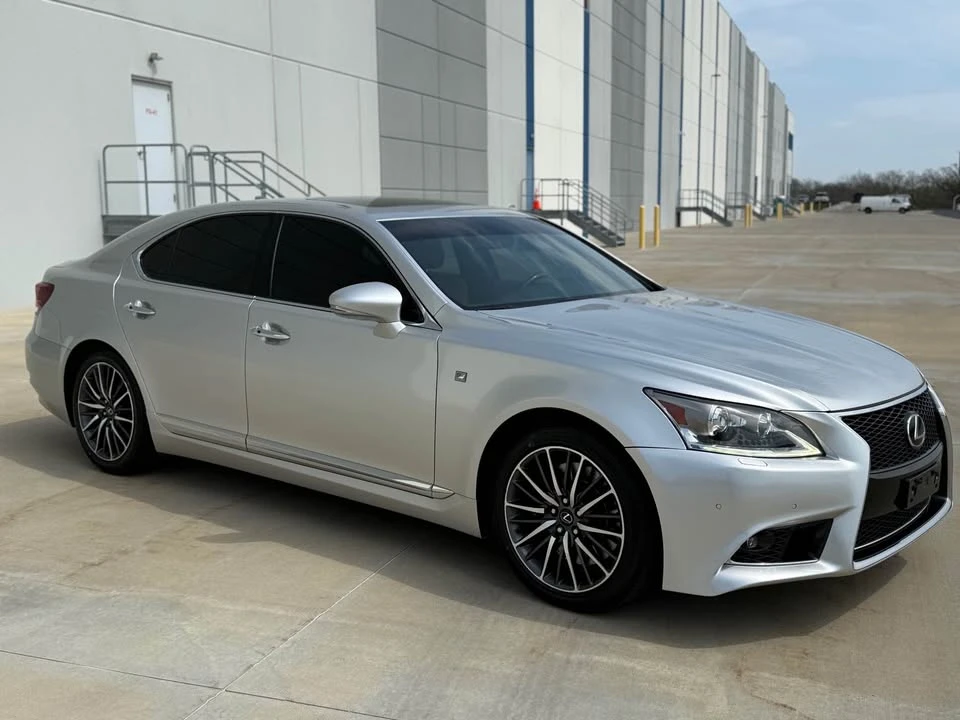2015 Lexus LS 4th Gen - Image 7 of 20
