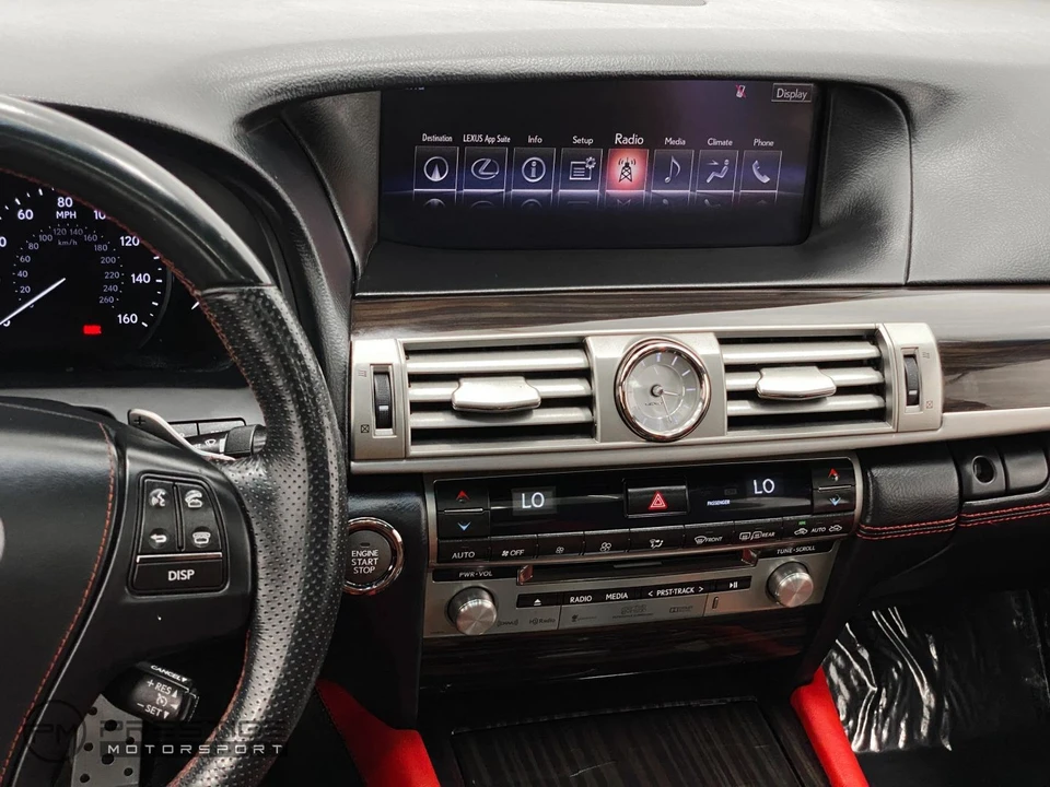 2015 Lexus LS 4th Gen - Image 23 of 31