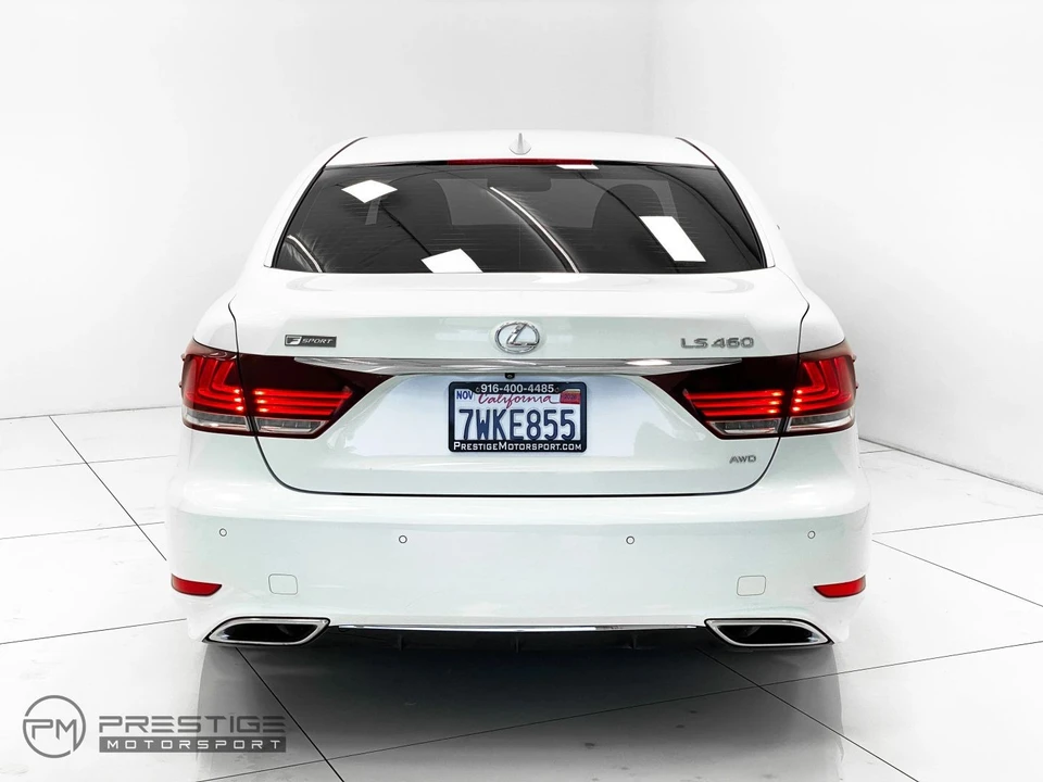 2015 Lexus LS 4th Gen - Image 28 of 31