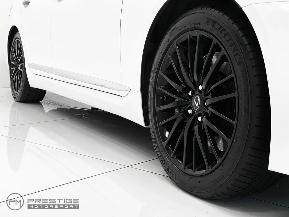 2015 Lexus LS 4th Gen - Image 13 of 31