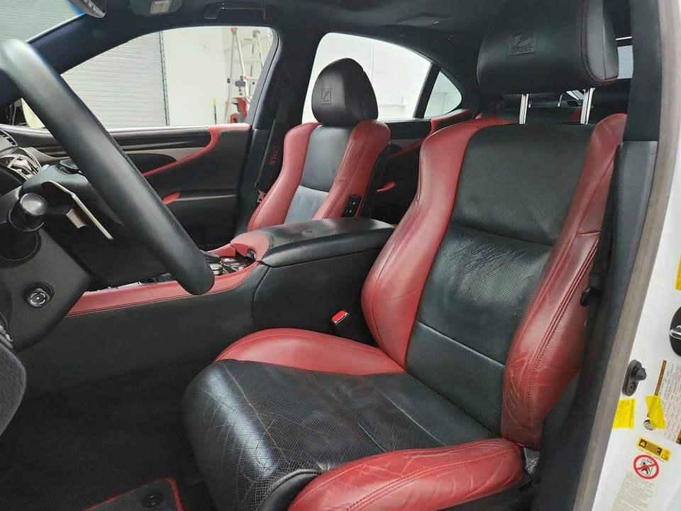 2015 Lexus LS 4th Gen - Image 14 of 31