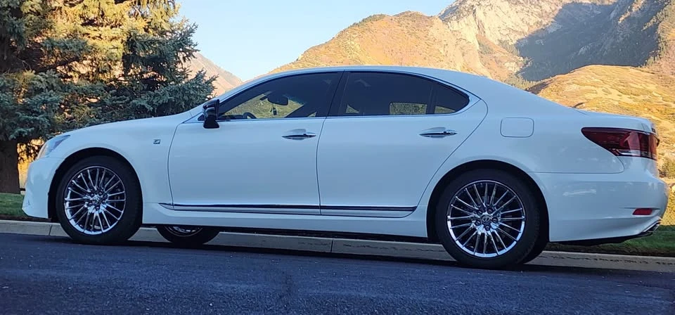 2015 Lexus LS 4th Gen - Image 3 of 13
