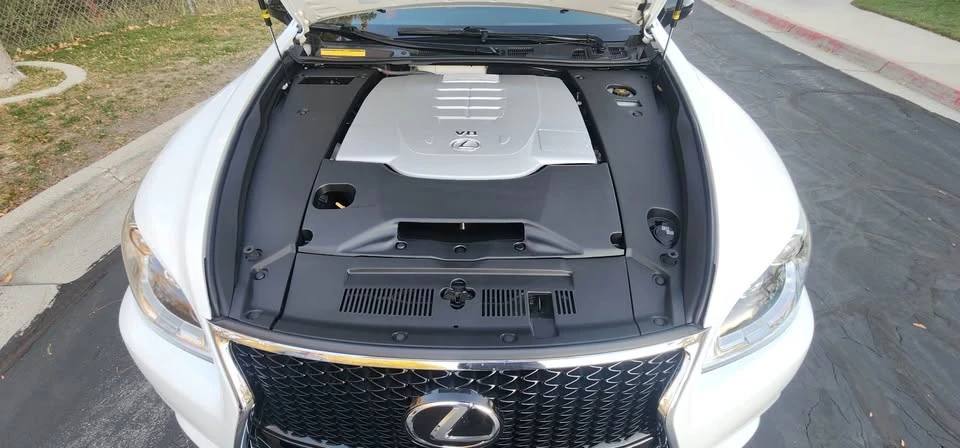 2015 Lexus LS 4th Gen - Image 5 of 13