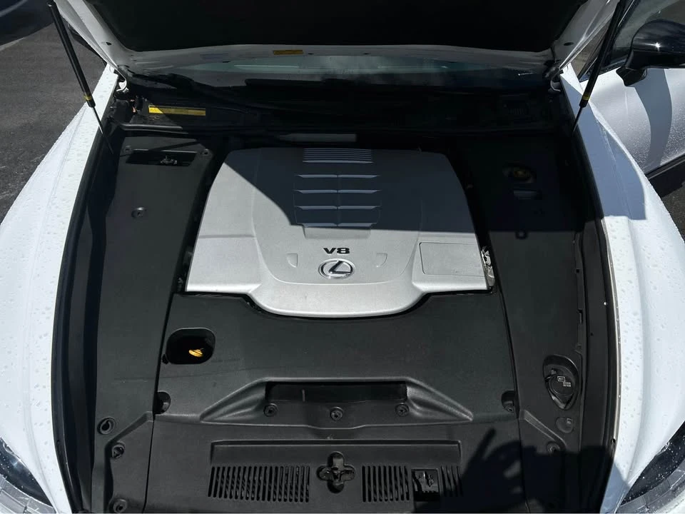 2015 Lexus LS 4th Gen - Image 11 of 21