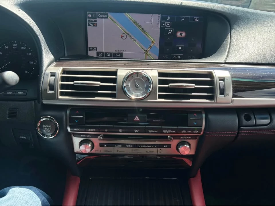 2015 Lexus LS 4th Gen - Image 17 of 21