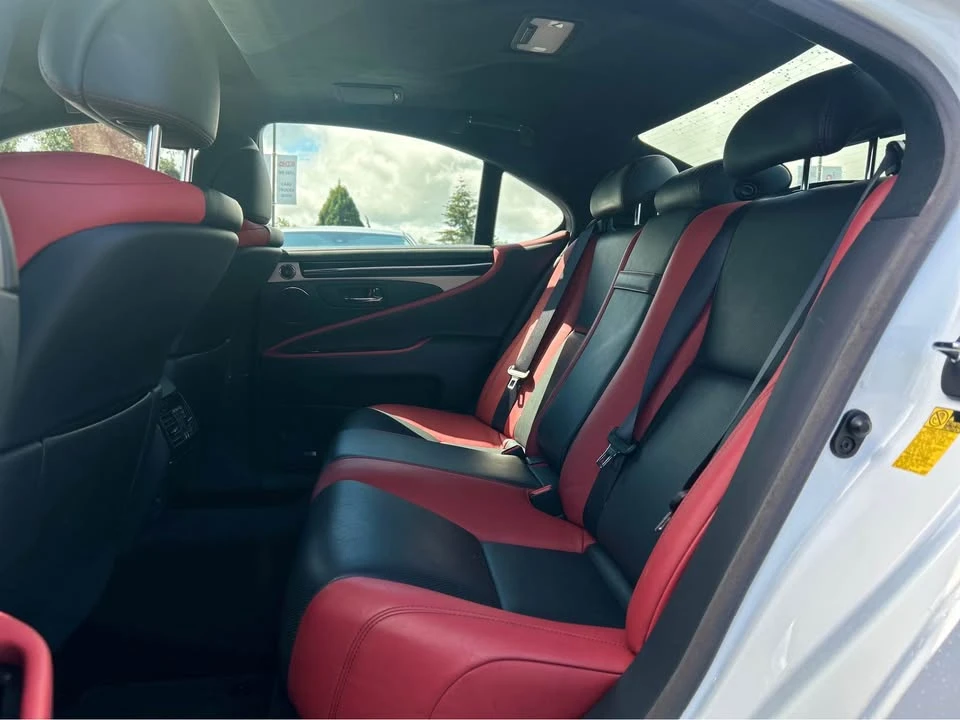 2015 Lexus LS 4th Gen - Image 19 of 21