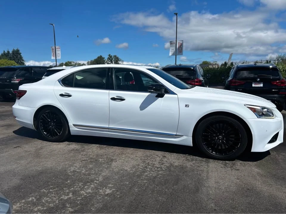 2015 Lexus LS 4th Gen - Image 2 of 21