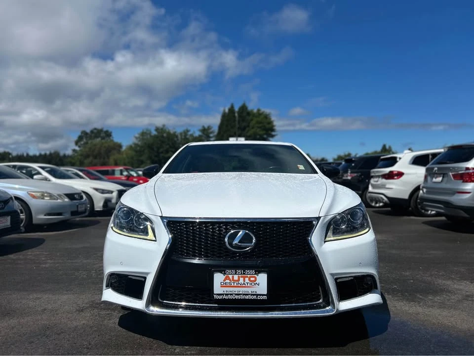 2015 Lexus LS 4th Gen - Image 10 of 21