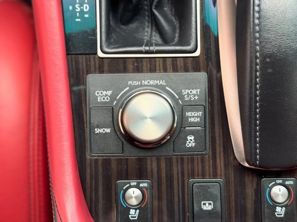 2015 Lexus LS 4th Gen - Image 19 of 20