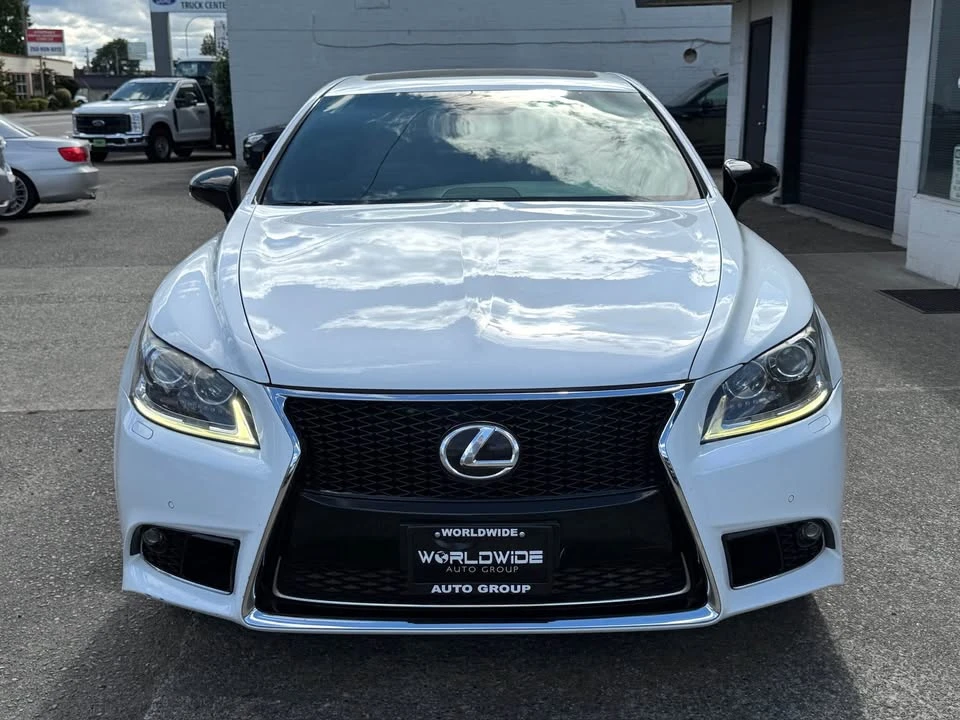 2015 Lexus LS 4th Gen - Image 4 of 20