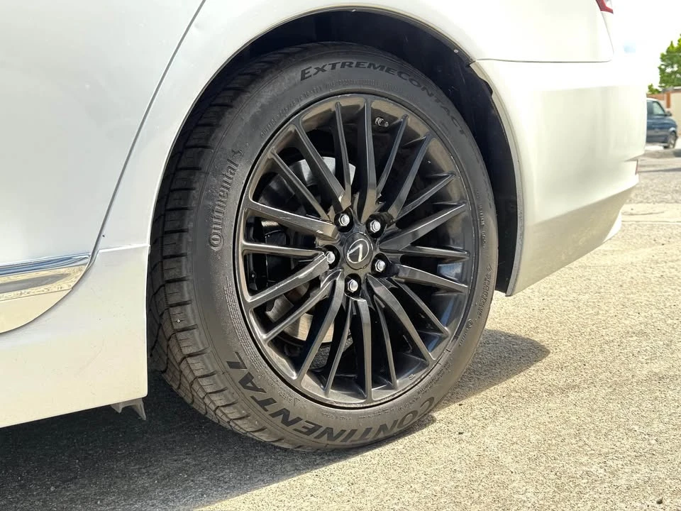 2015 Lexus LS 4th Gen - Image 3 of 20