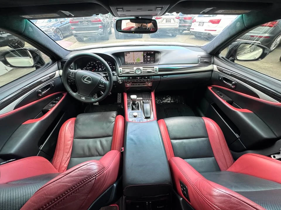 2015 Lexus LS 4th Gen - Image 19 of 20