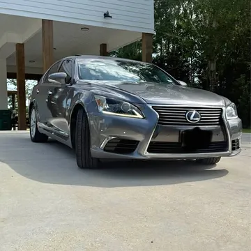 2015 Lexus LS 460 L Sedan 4D
