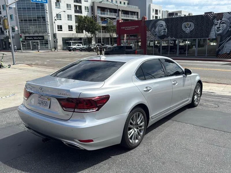 2015 Lexus LS 4th Gen - Image 4 of 20