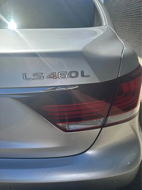 2015 Lexus LS 4th Gen - Image 3 of 13