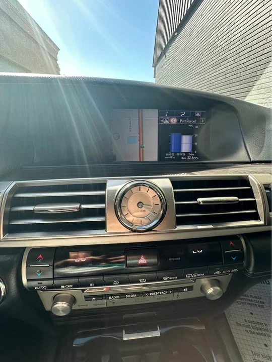 2015 Lexus LS 4th Gen - Image 11 of 13