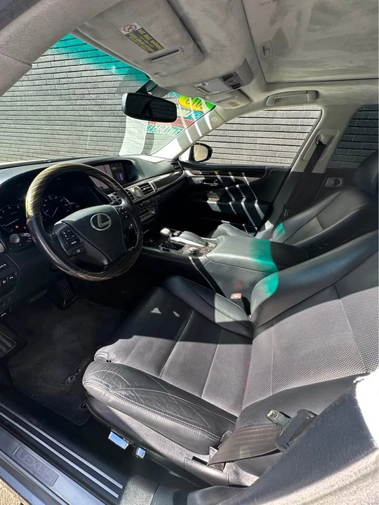 2015 Lexus LS 4th Gen - Image 9 of 13