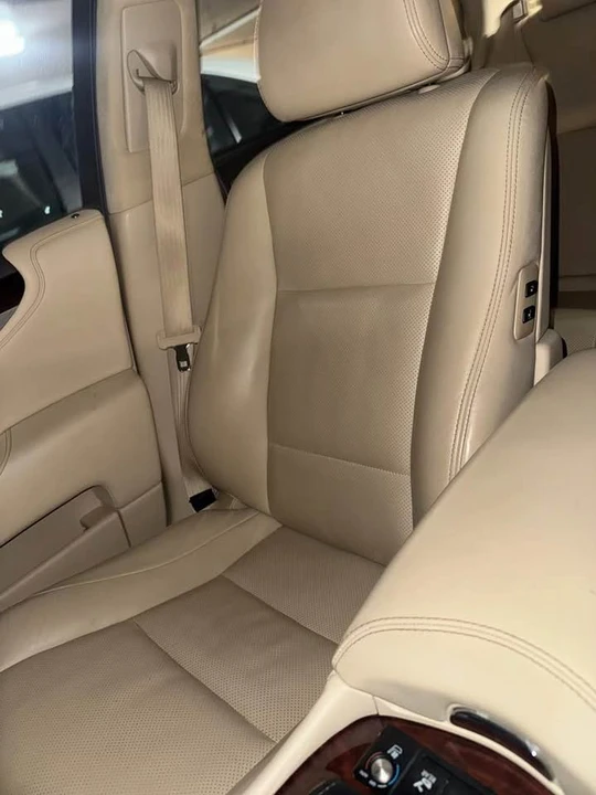 2015 Lexus LS 4th Gen - Image 11 of 20