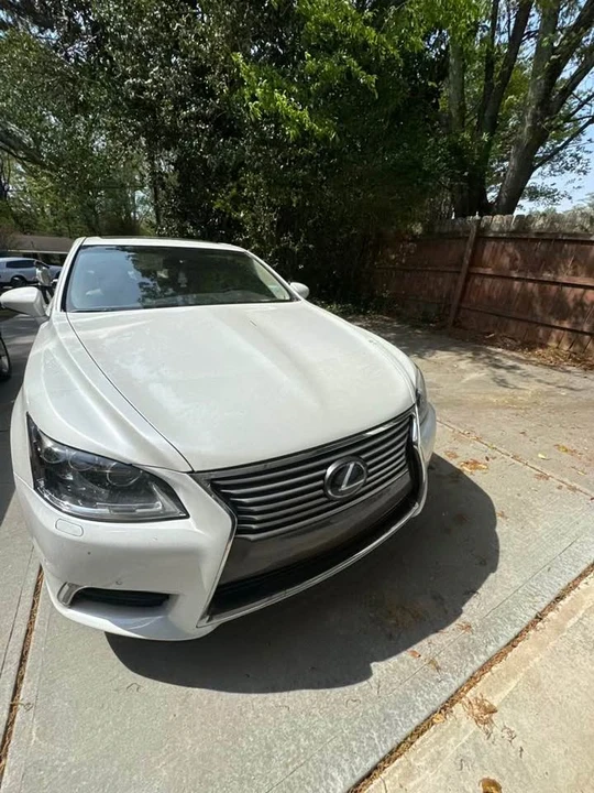 2015 Lexus LS 4th Gen - Image 2 of 20