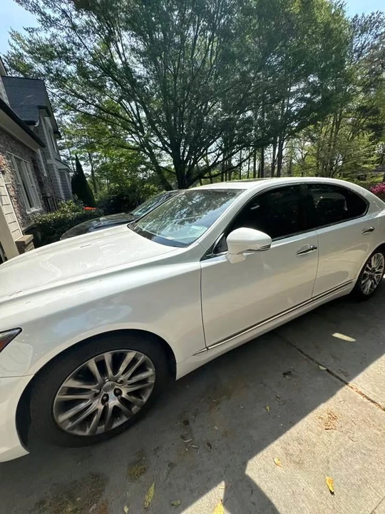 2015 Lexus LS 4th Gen - Image 6 of 20