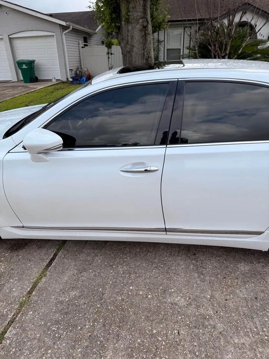 2015 Lexus LS 4th Gen - Image 4 of 10