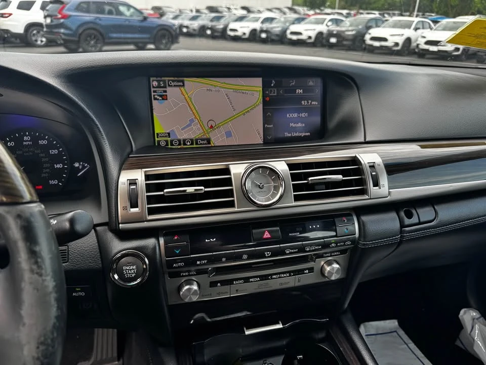2015 Lexus LS 4th Gen - Image 11 of 16