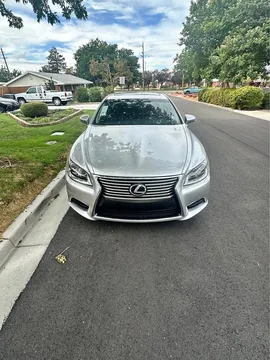 2015 Lexus LS 460 Sedan 4D
