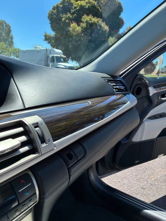 2015 Lexus LS 4th Gen - Image 16 of 20