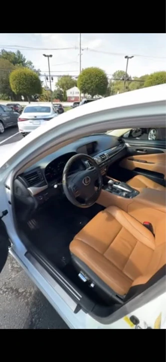 2015 Lexus LS 4th Gen - Image 5 of 11