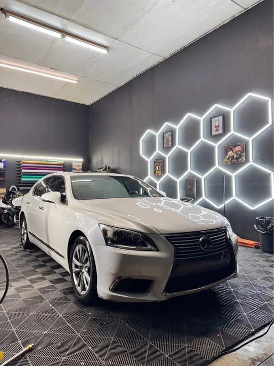 2015 Lexus LS 4th Gen - Image 3 of 11
