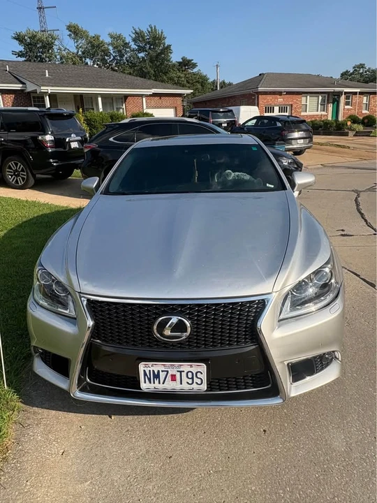 2015 Lexus LS 4th Gen - Image 2 of 20