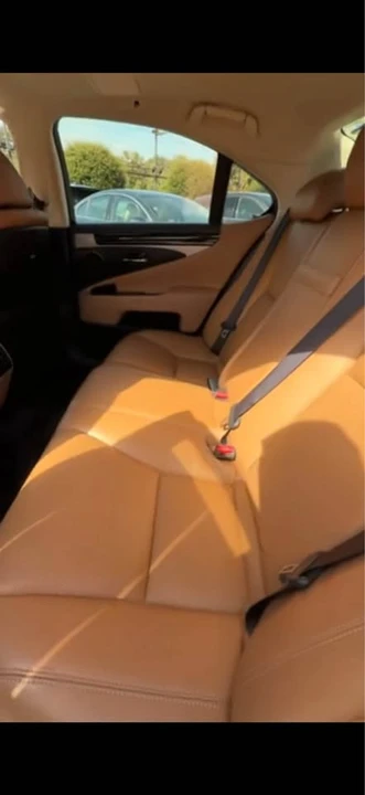 2015 Lexus LS 4th Gen - Image 10 of 11