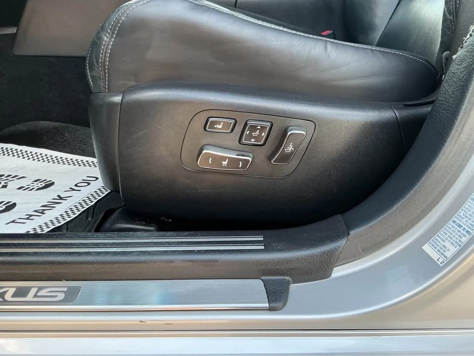 2015 Lexus LS 4th Gen - Image 11 of 18