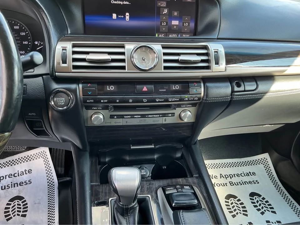 2015 Lexus LS 4th Gen - Image 14 of 18