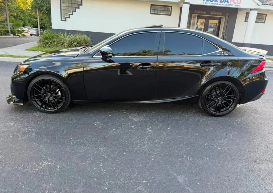 2015 Lexus LS 4th Gen - Image 7 of 13