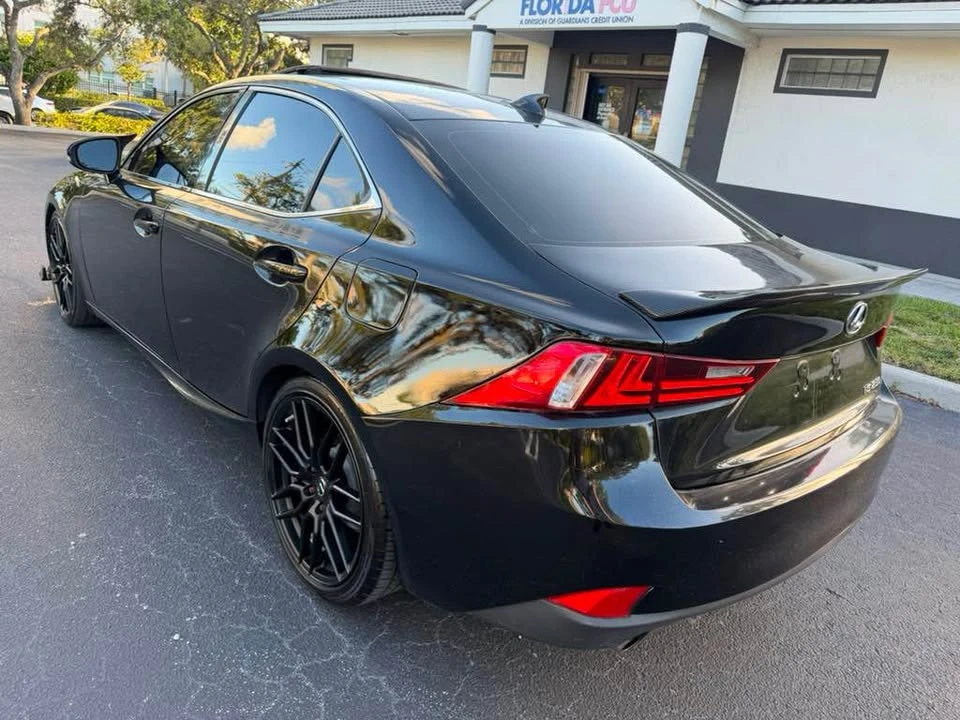 2015 Lexus LS 4th Gen - Image 4 of 13