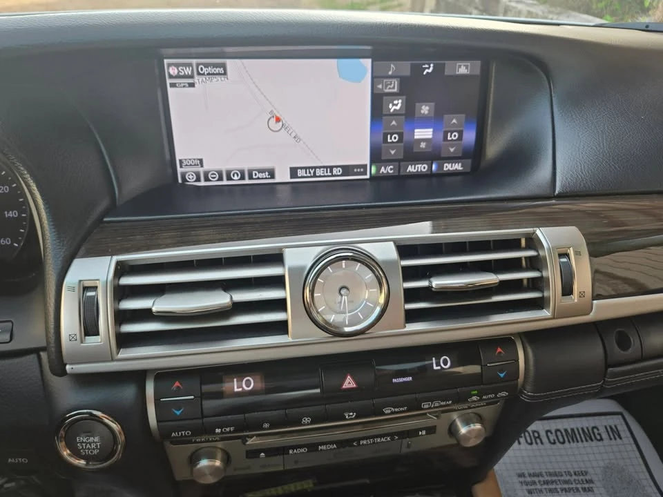 2015 Lexus LS 4th Gen - Image 17 of 20