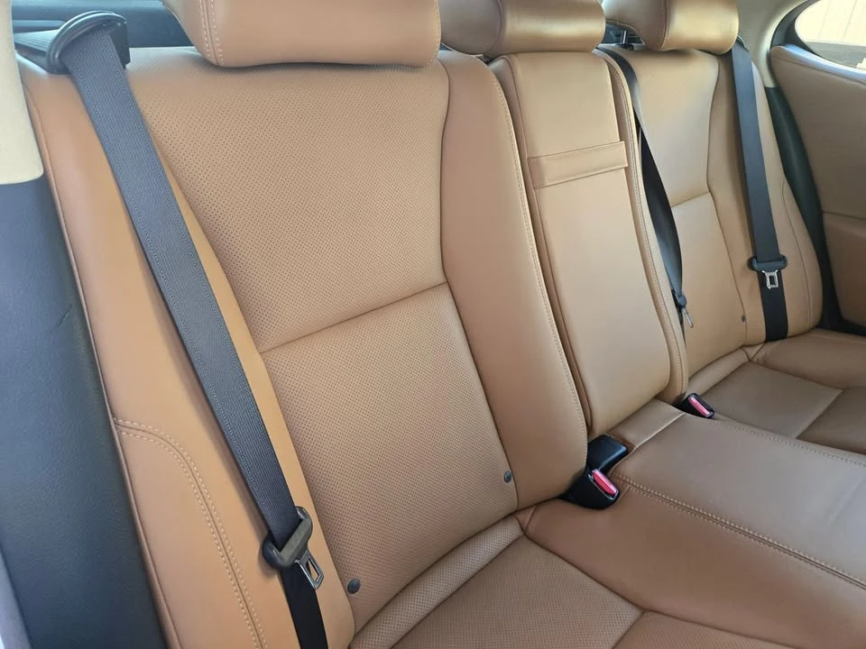2015 Lexus LS 4th Gen - Image 13 of 20